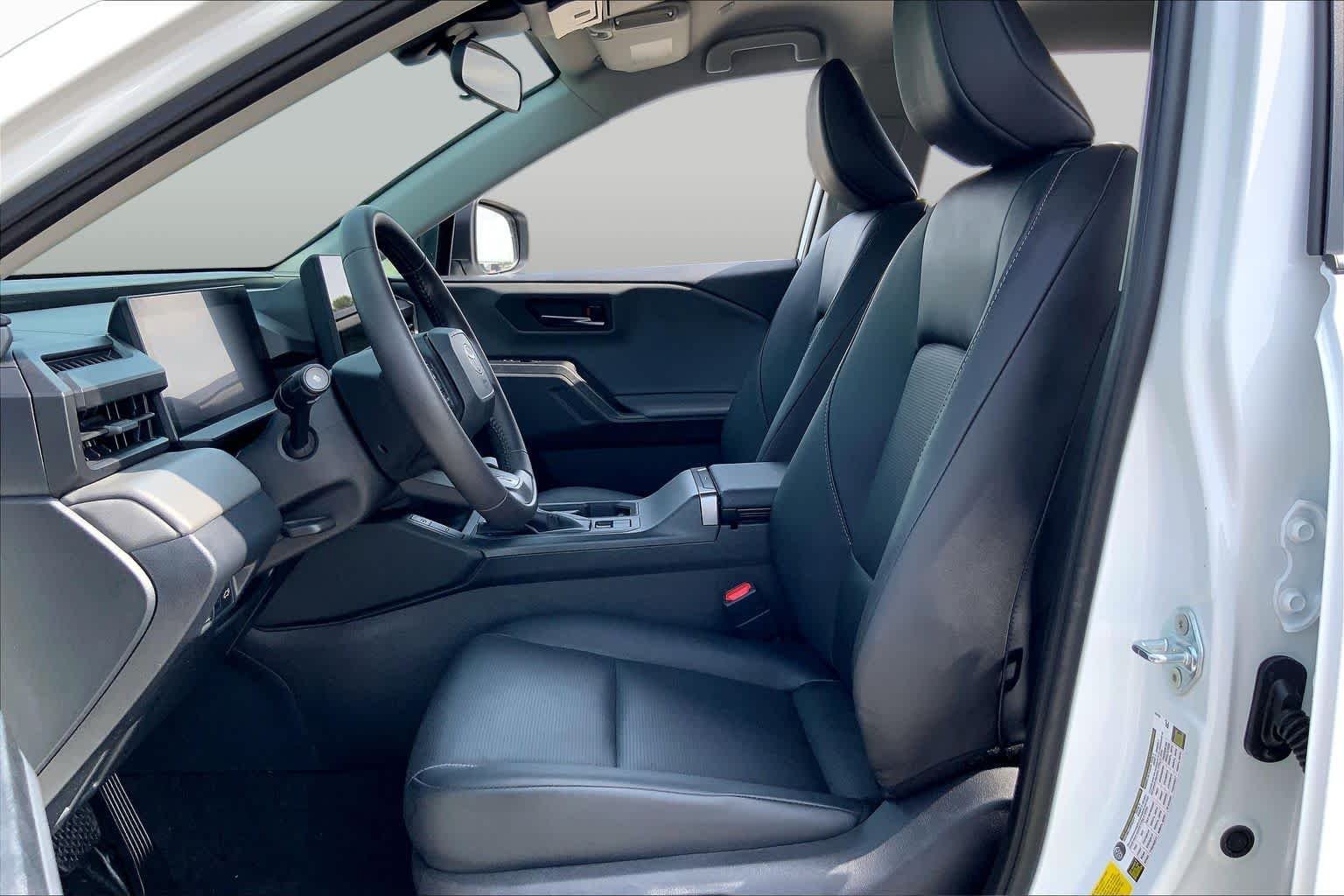 Certified Used 2026 Ice Cap Toyota XLE Premium image 8