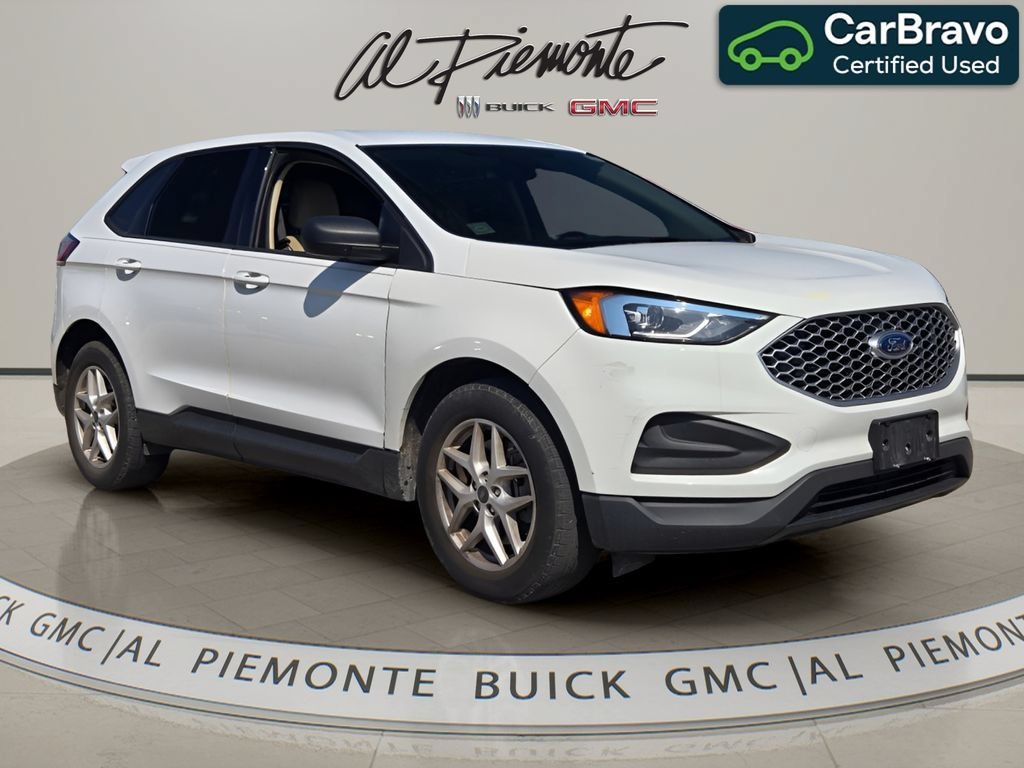 2023 Ford Edge SE