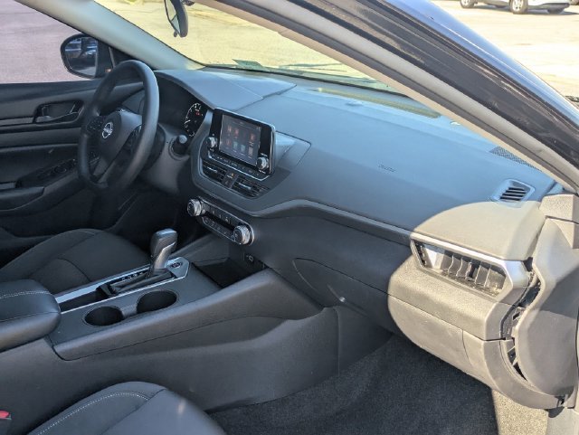 Used 2023 Black Nissan 2.5 S image 30