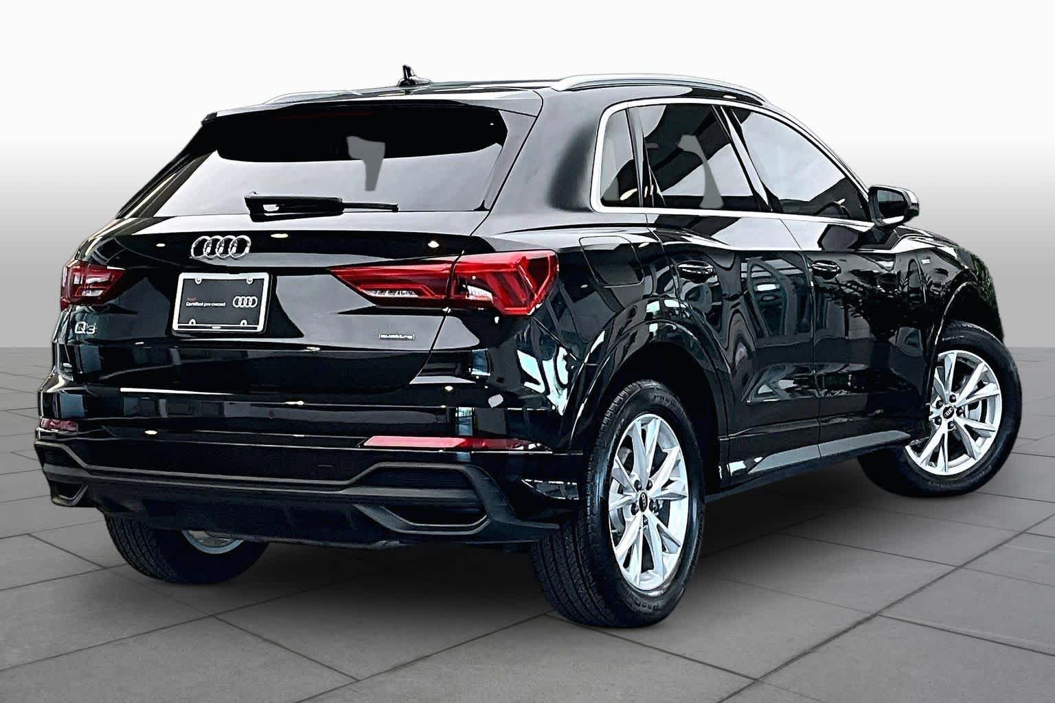 Certified Used 2025 Mythos Black Metallic Audi S line Premium image 13