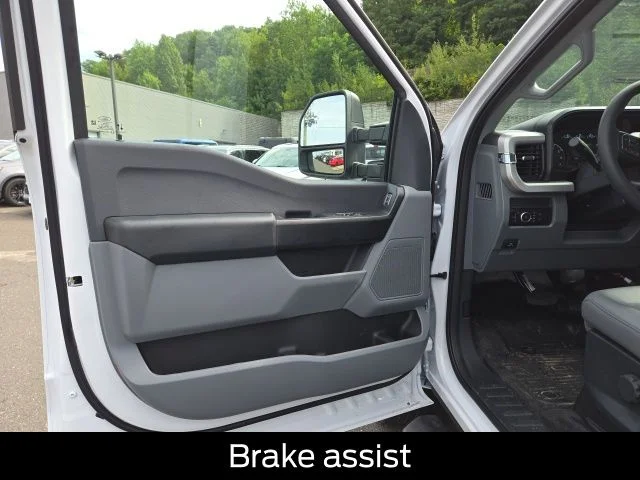 New 2026 Oxford White Ford F-250® XL image 15