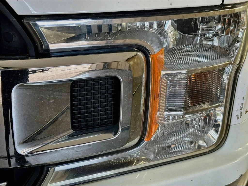 Used 2019 White Ford XL image 31