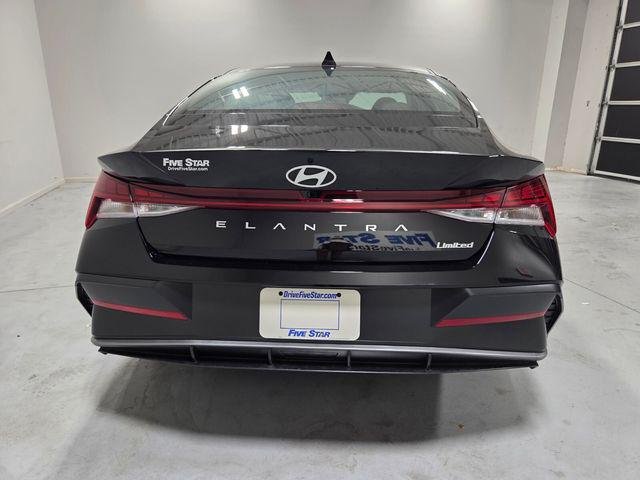 New 2026 Black Hyundai Limited image 10