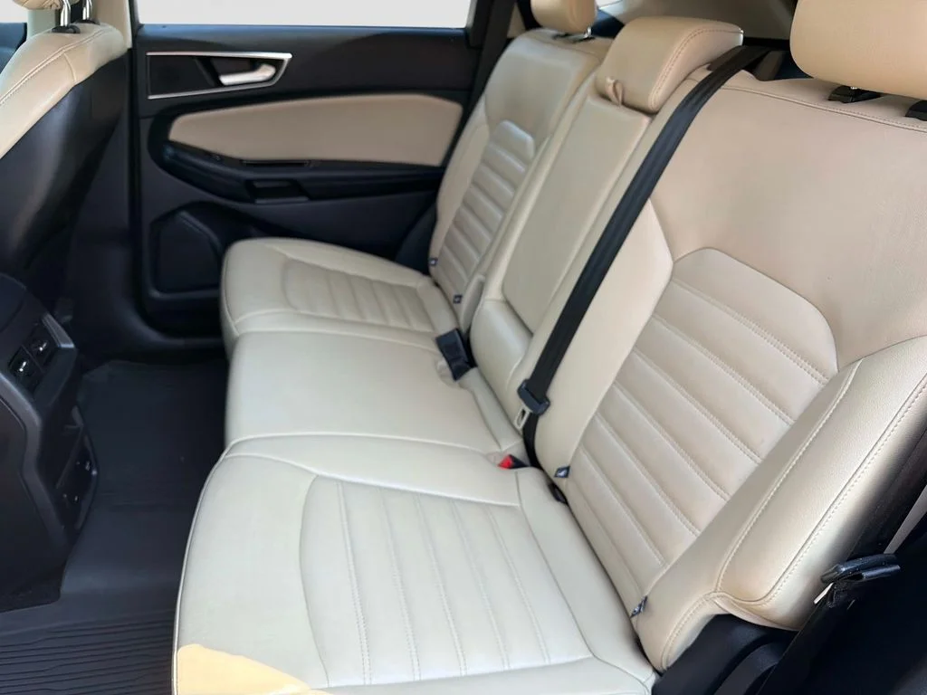Used 2017 Red Ford SEL image 14