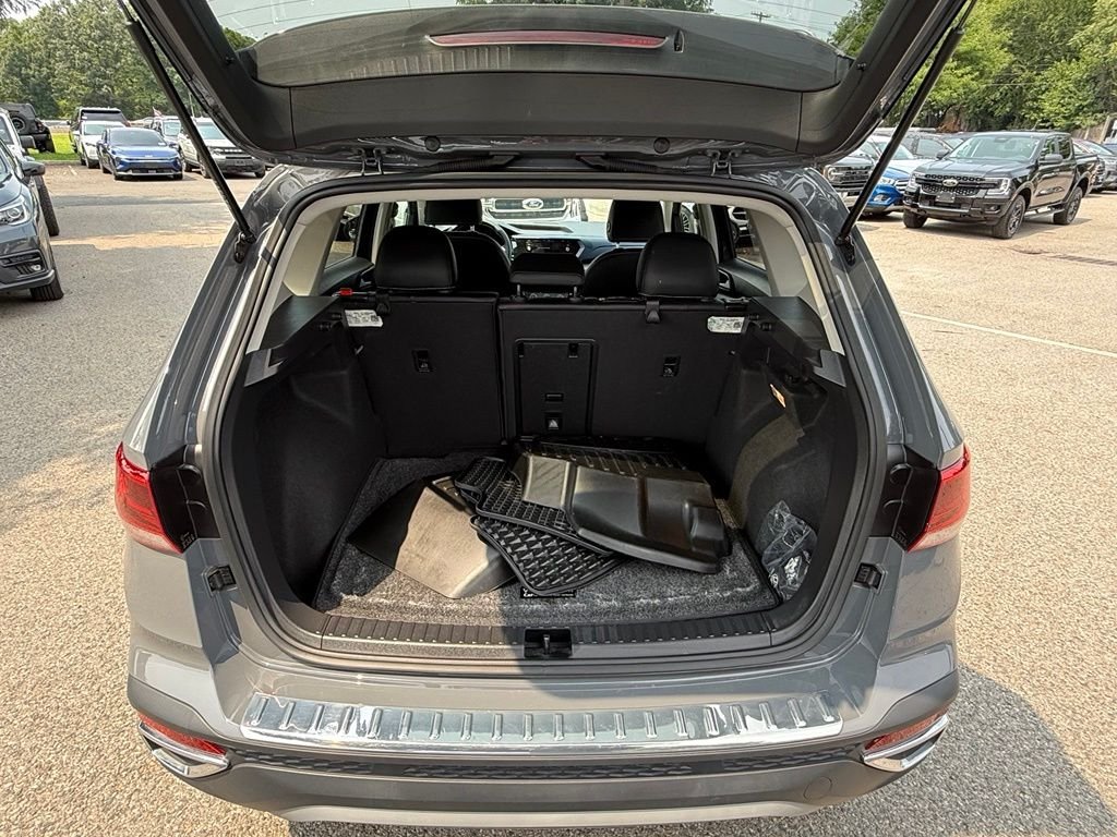 Used 2022 Pure Gray Volkswagen 1.5T SE image 25