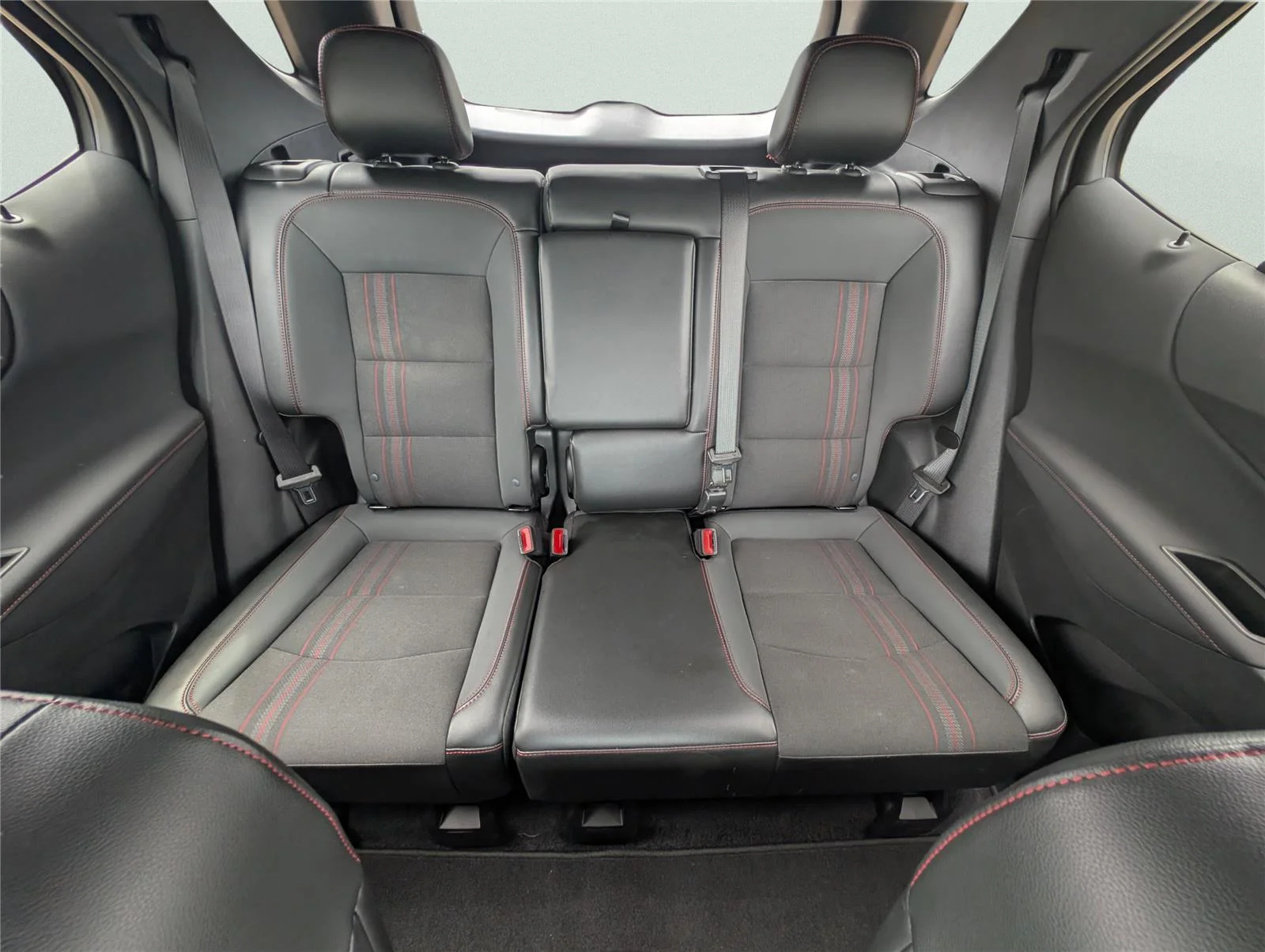 Used 2024 Iridescent Pearl Tricoat Chevrolet RS image 32