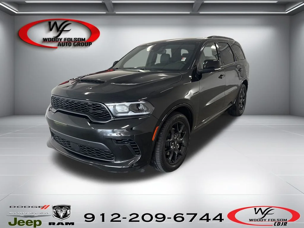 New 2026 Diamond Black Clear-Coat Exterior Paint Dodge GT Premium HEMI V8 image 1