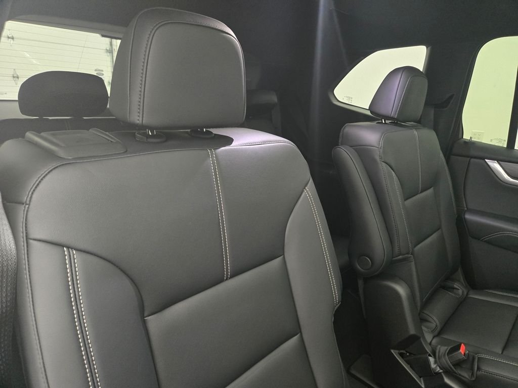 New 2026 Ebony Twilight Metallic GMC Elevation image 35