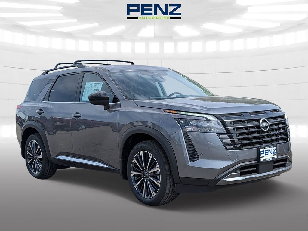 2026 Nissan Pathfinder Platinum 4WD's photo
