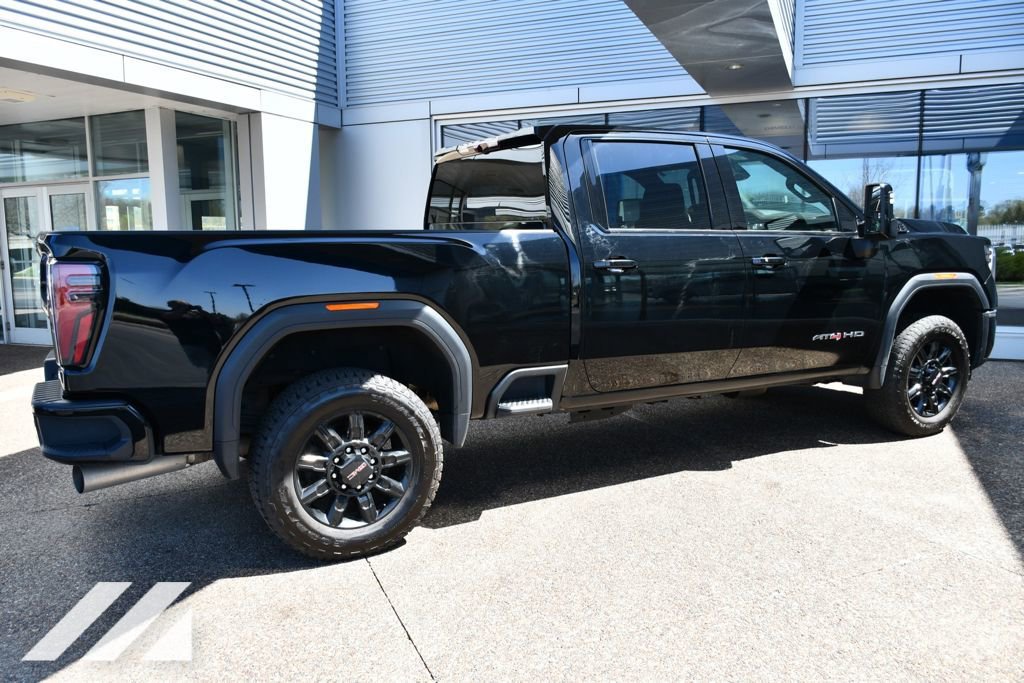 2025 GMC Sierra 2500HD AT4 - Photo 8