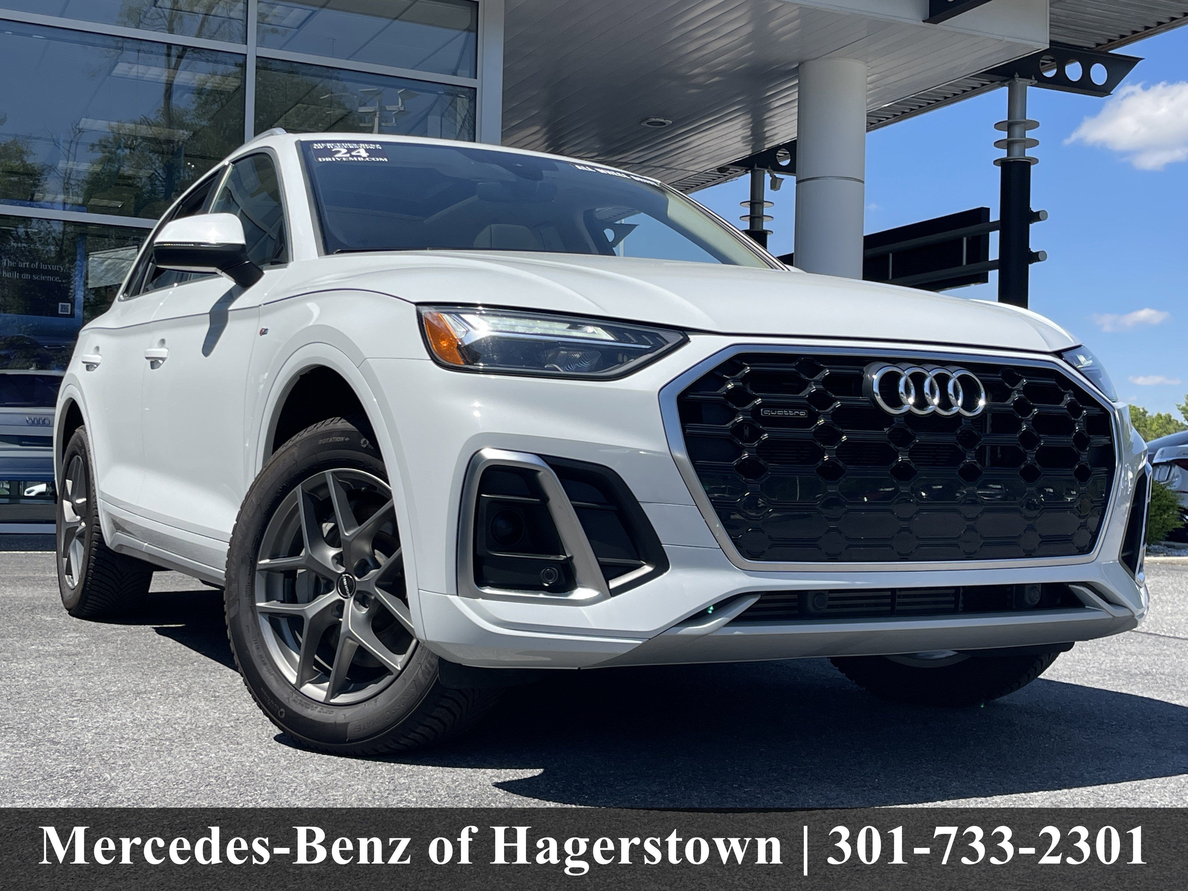 2024 Audi Q5 55 e Premium's photo
