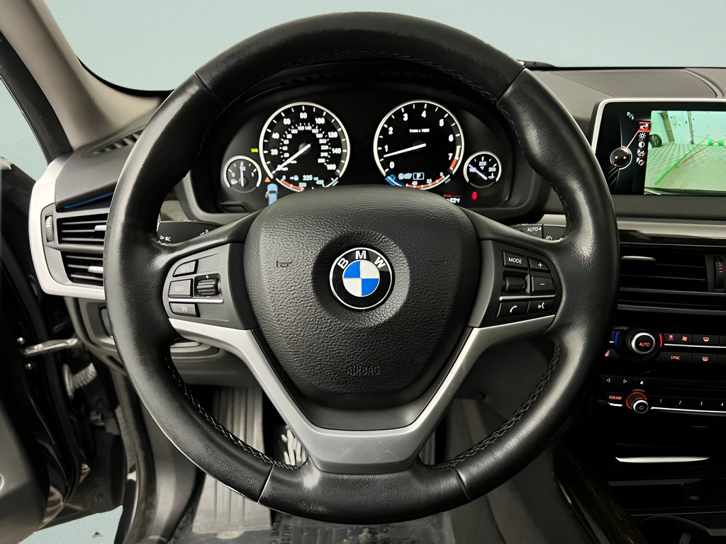 Used 2015 Black Sapphire Metallic BMW xDrive35i image 10