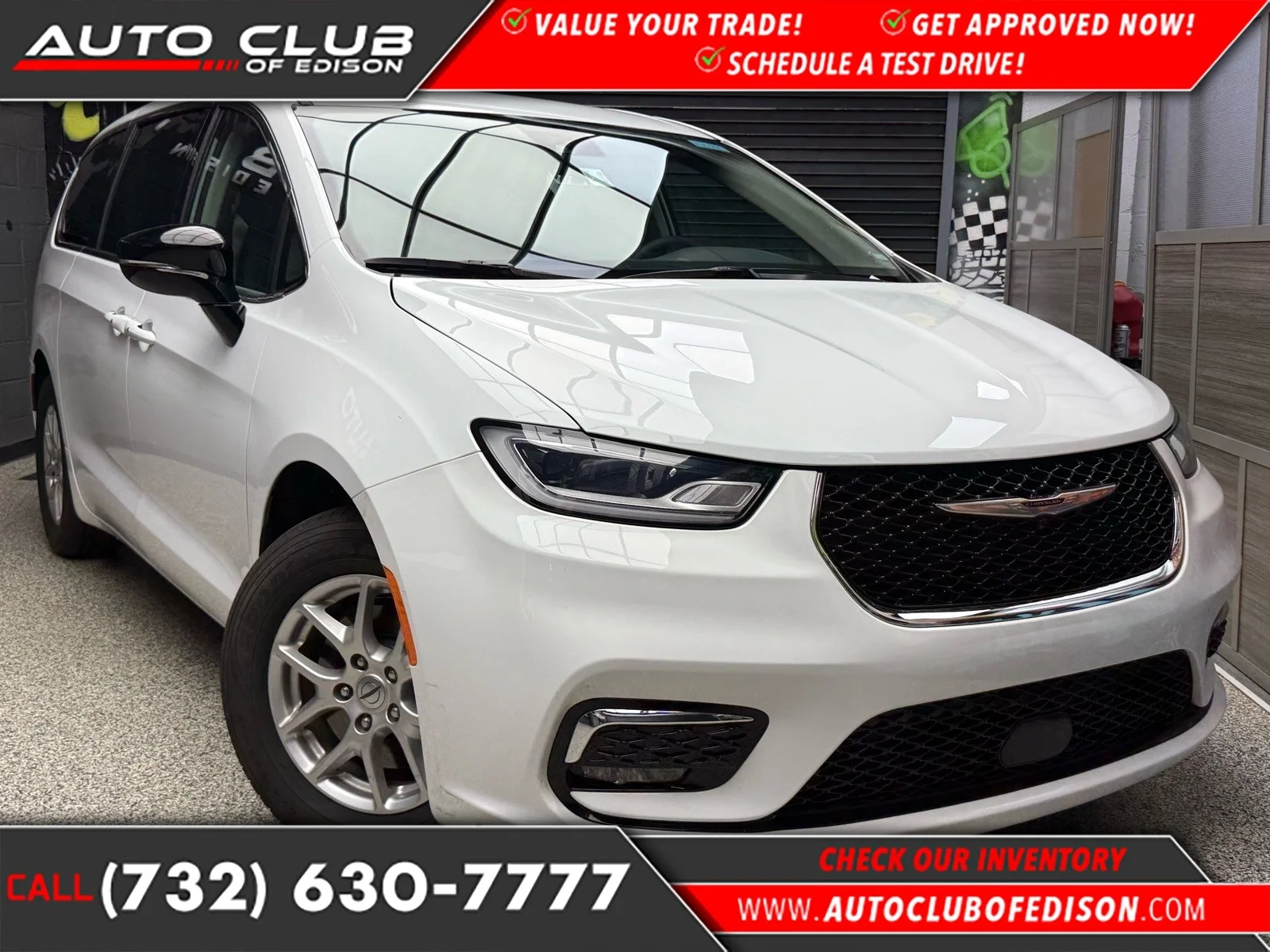 2024 Chrysler Pacifica's photo