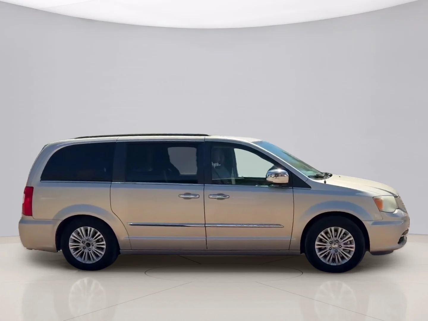 Used 2012 Gold Chrysler TOURING-L image 6