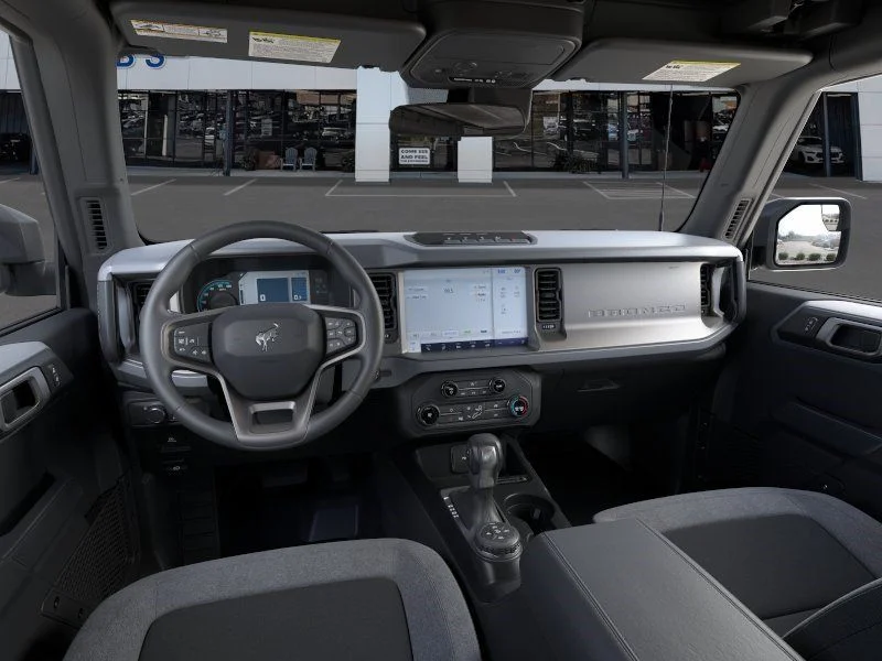 2025 Ford Bronco 4-Door Base - Photo 9