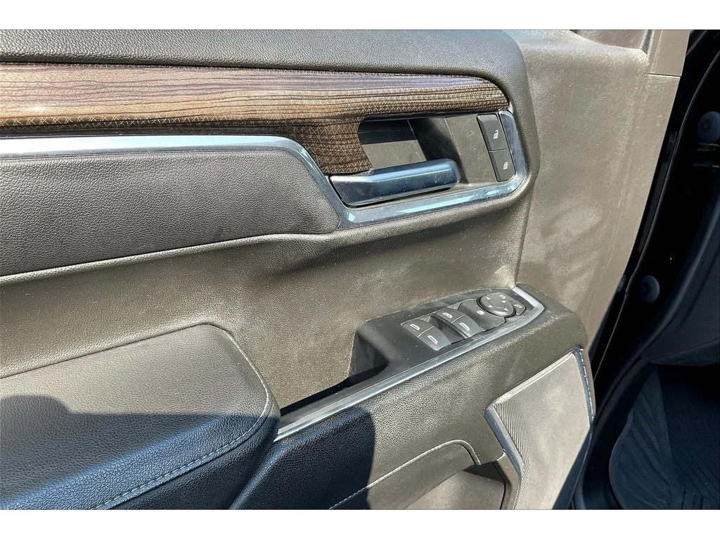 Used 2023 Black Chevrolet LT Trail Boss image 17