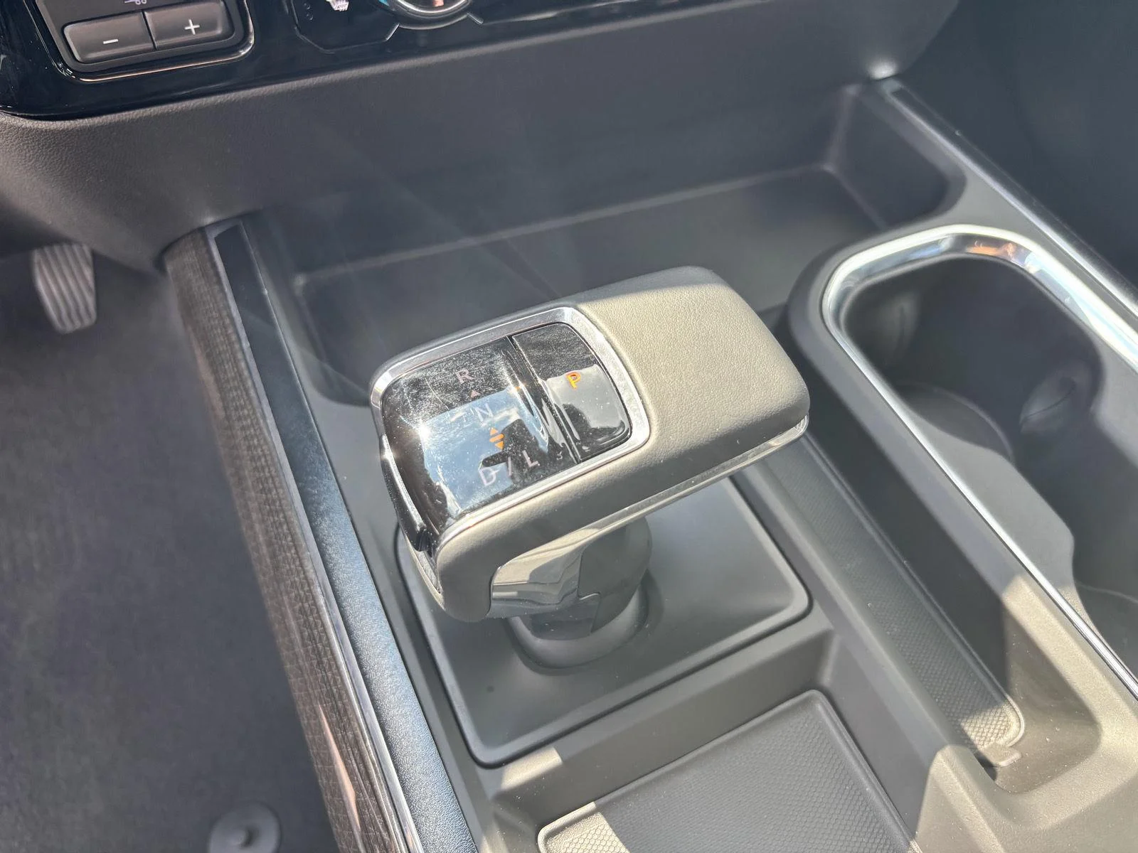 Used 2024 Lakeshore Blue Metallic Chevrolet RST image 24