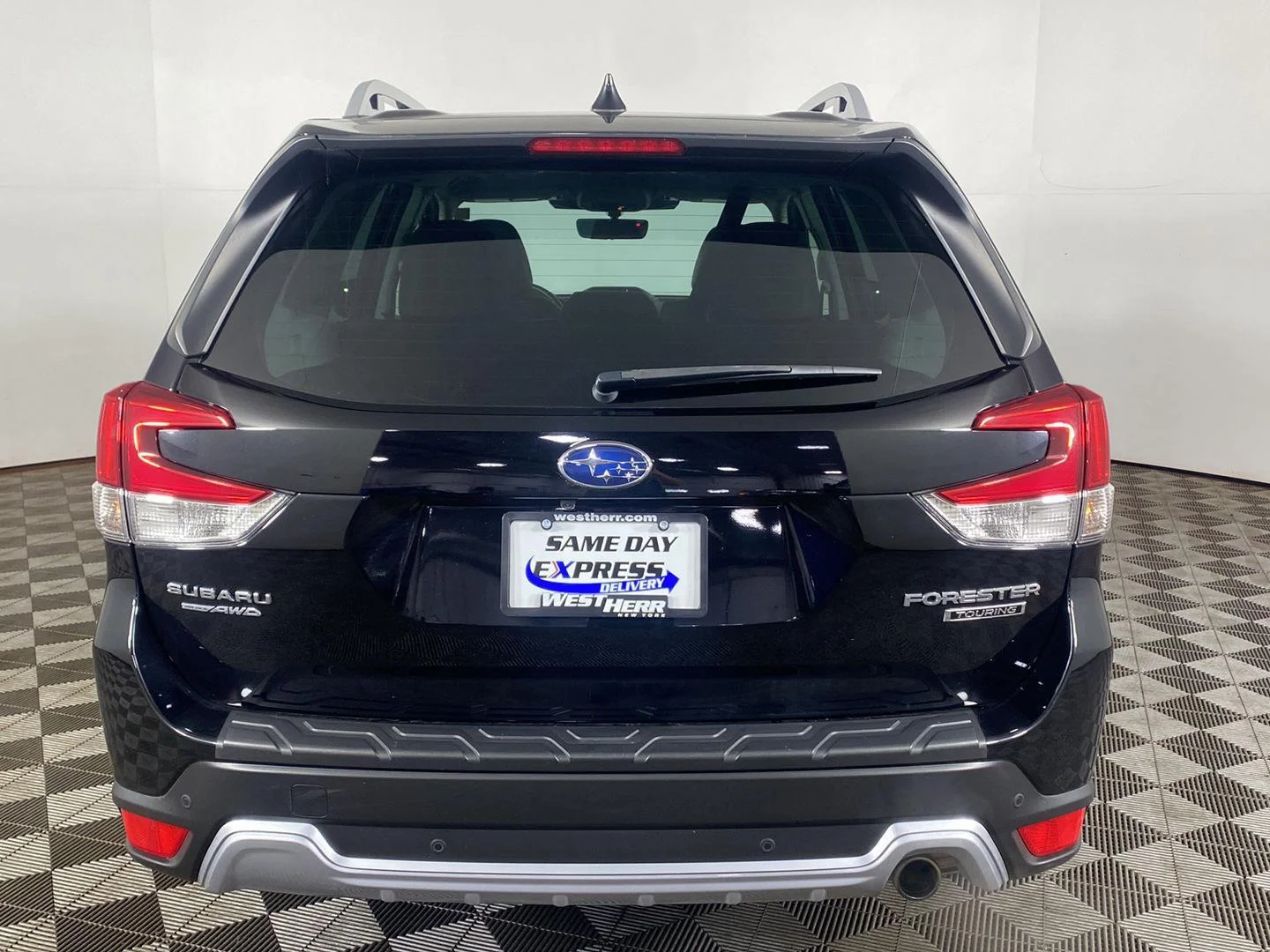 Used 2023 Crystal Black Silica Subaru Touring image 6
