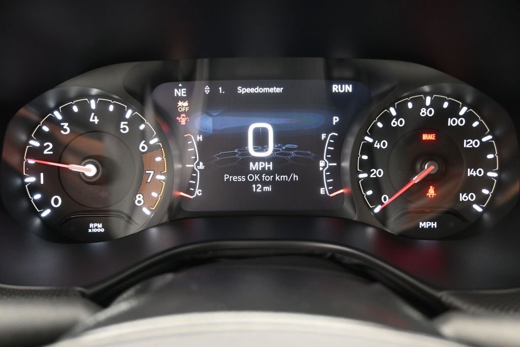 New 2026 Hydro Blue Pearlcoat Jeep Latitude image 29
