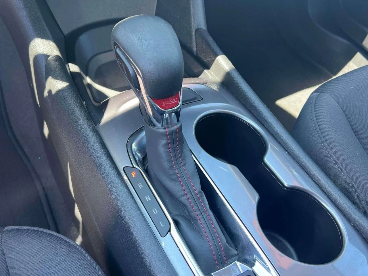 Used 2022 Dark Ash Metallic Chevrolet FWD RS image 28