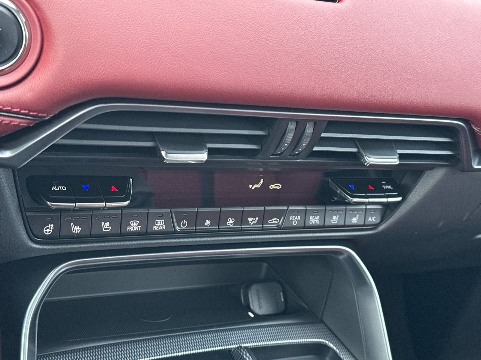 2026 Mazda CX-70 Premium Package - Photo 20