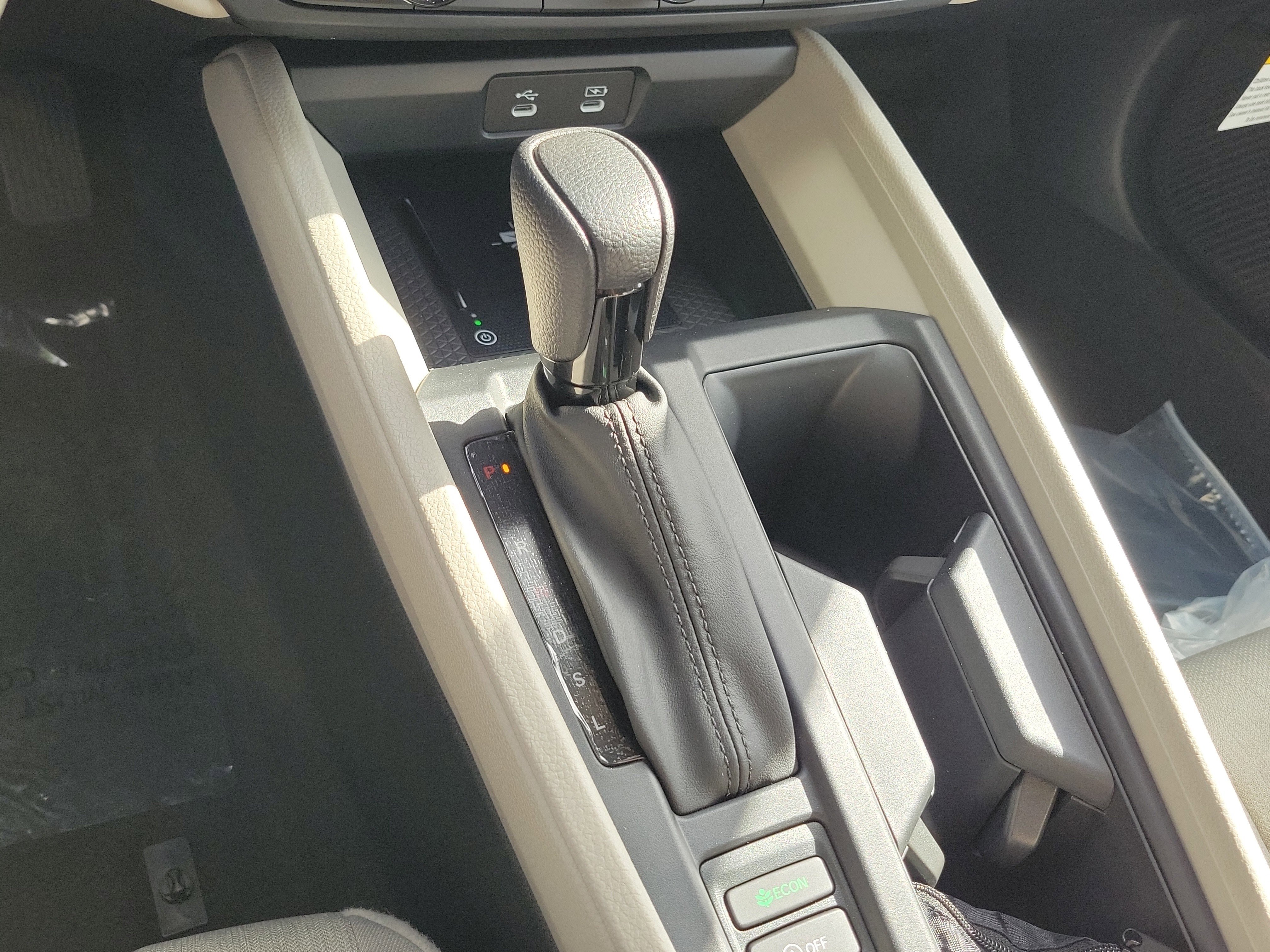 New 2026 Platinum White Pearl Honda LX image 30