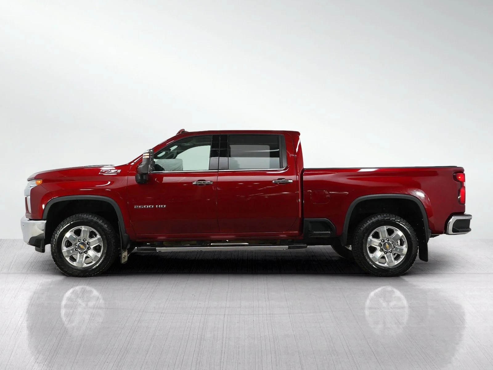 Used 2021 Chevrolet Silverado 2500HD LTZ with VIN 1GC4YPE74MF122002 for sale in Roseville, Minnesota