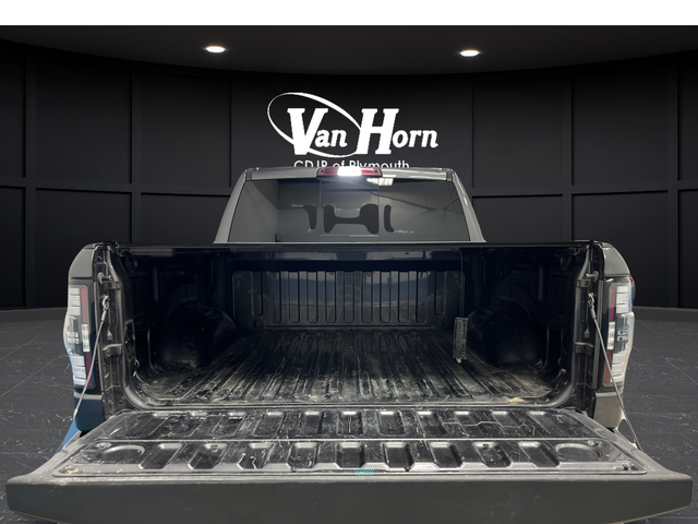 Used 2019 Granite Crystal Metallic Clearcoat Ram Big Horn/Lone Star image 24