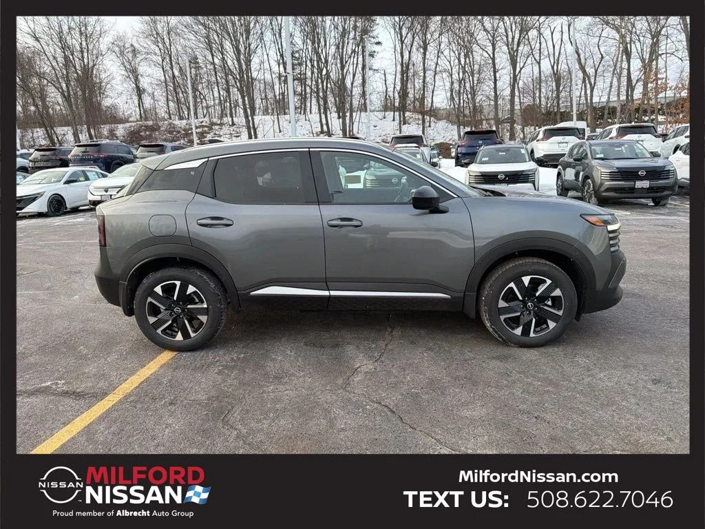 Used 2026 Gray Nissan SV image 5