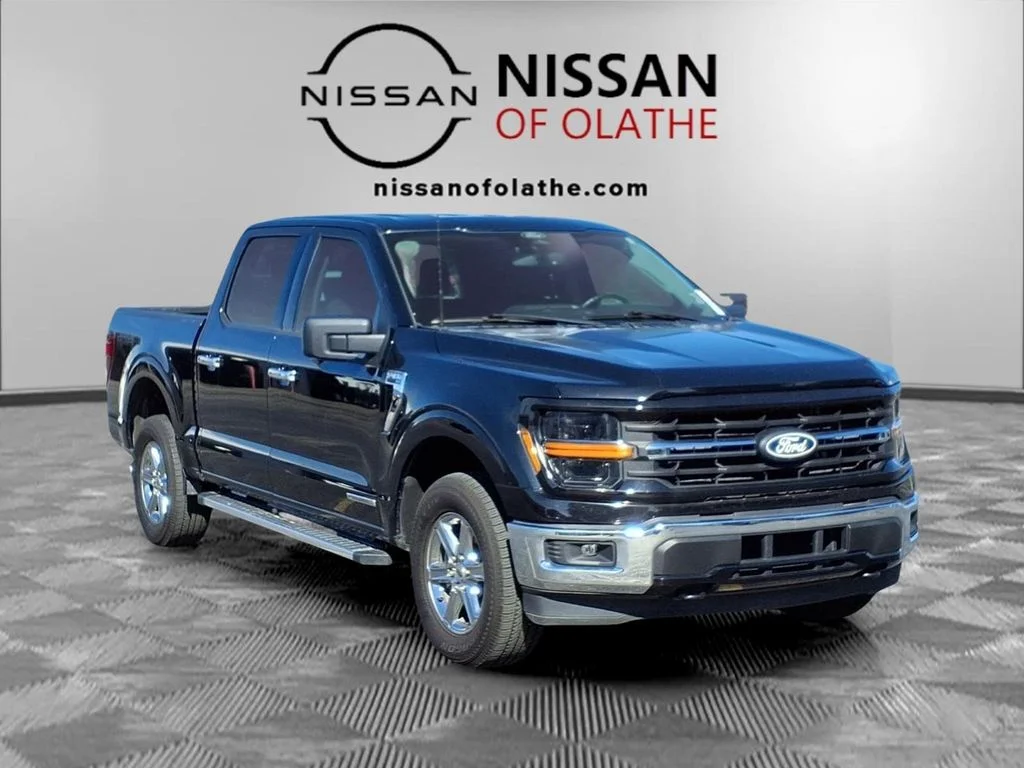 Used 2024 Black Ford XLT image 29