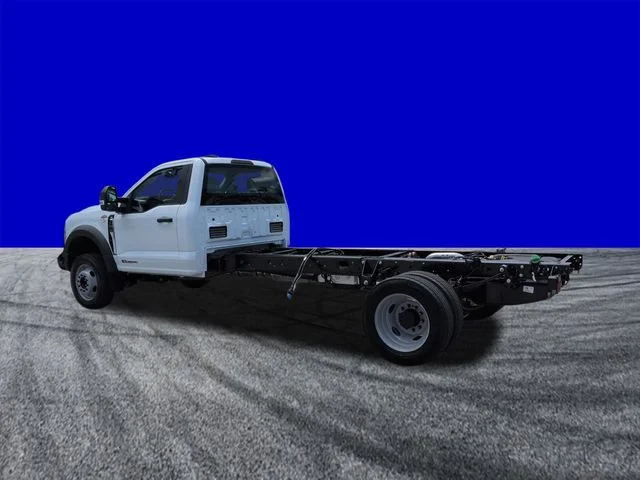 New 2026 Oxford White Ford F-450® XL image 6