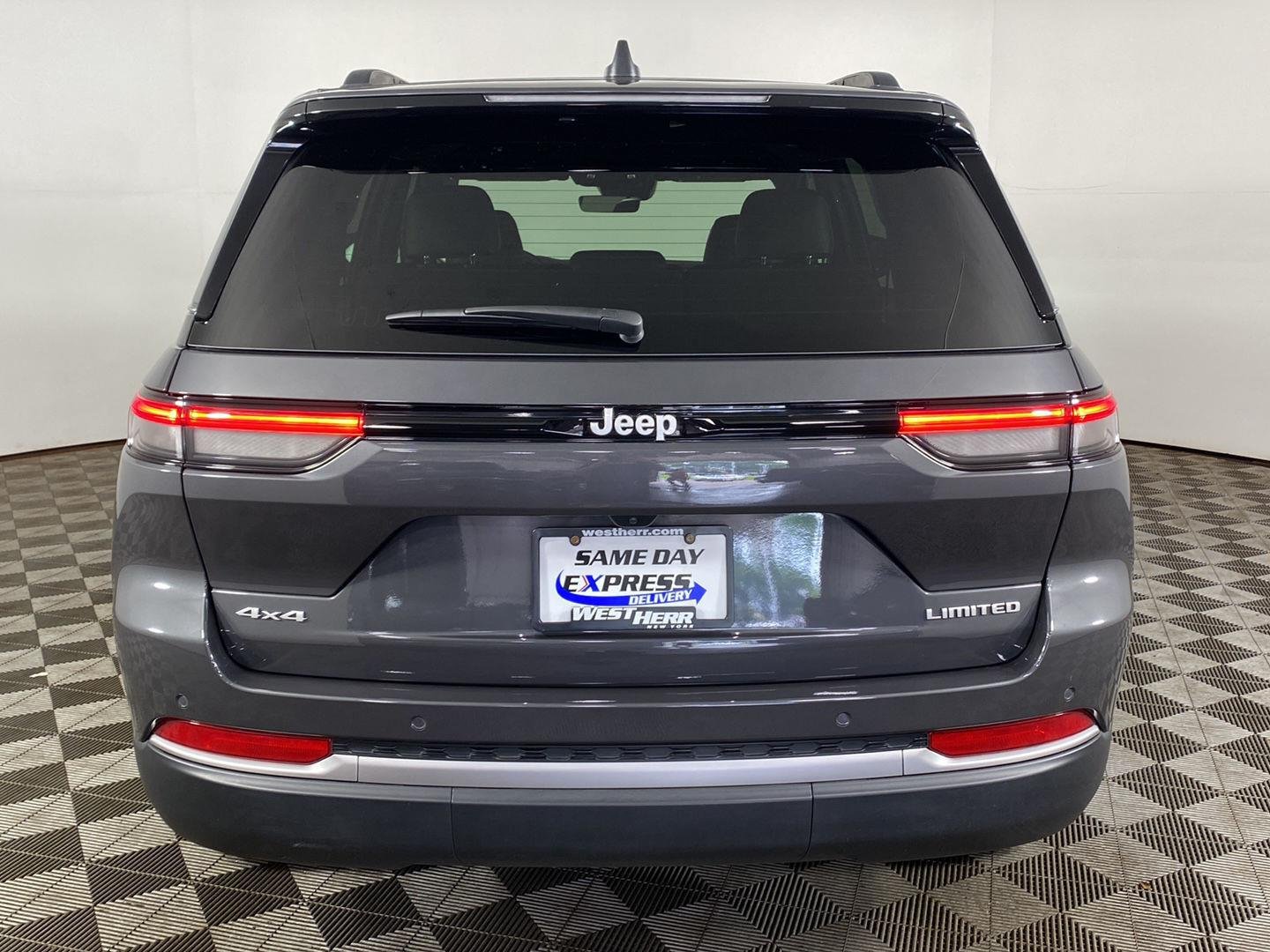 Used 2026 Baltic Gray Metallic Clearcoat Jeep Limited image 8