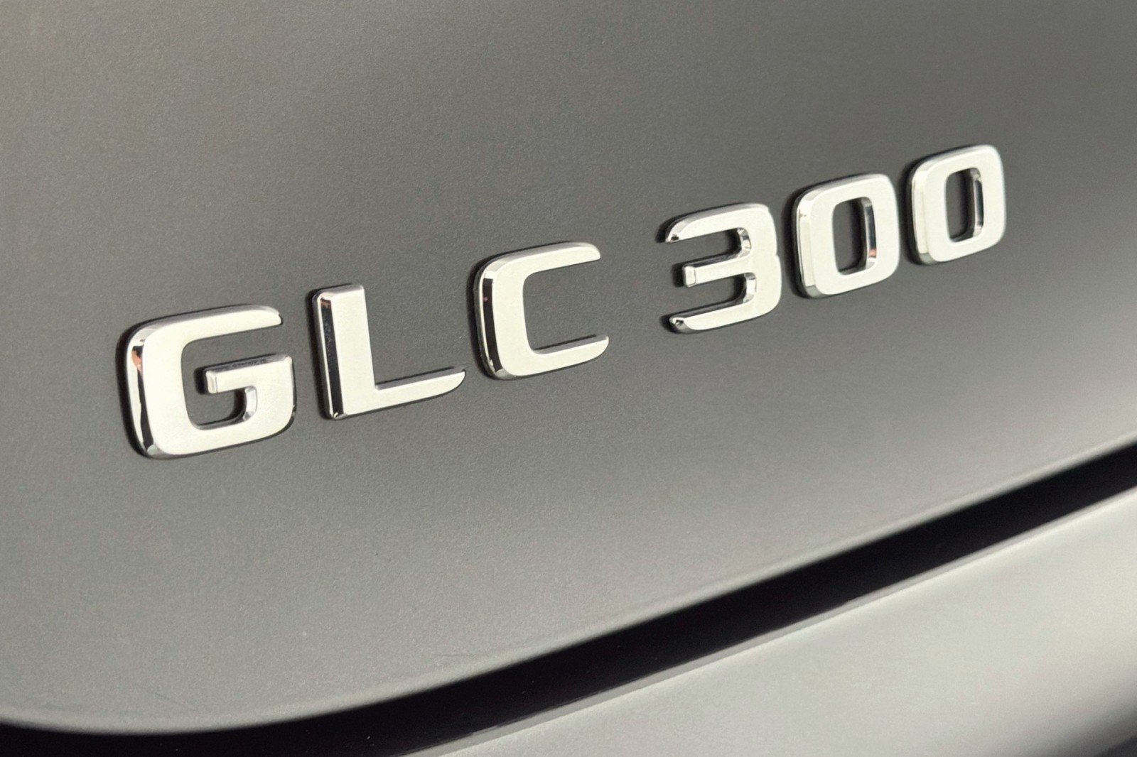 Used 2022 Graphite Grey Metallic Mercedes-Benz 300 image 10