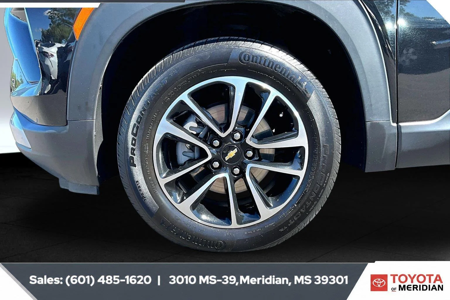 Used 2025 Mosaic Black Metallic Chevrolet LT image 7