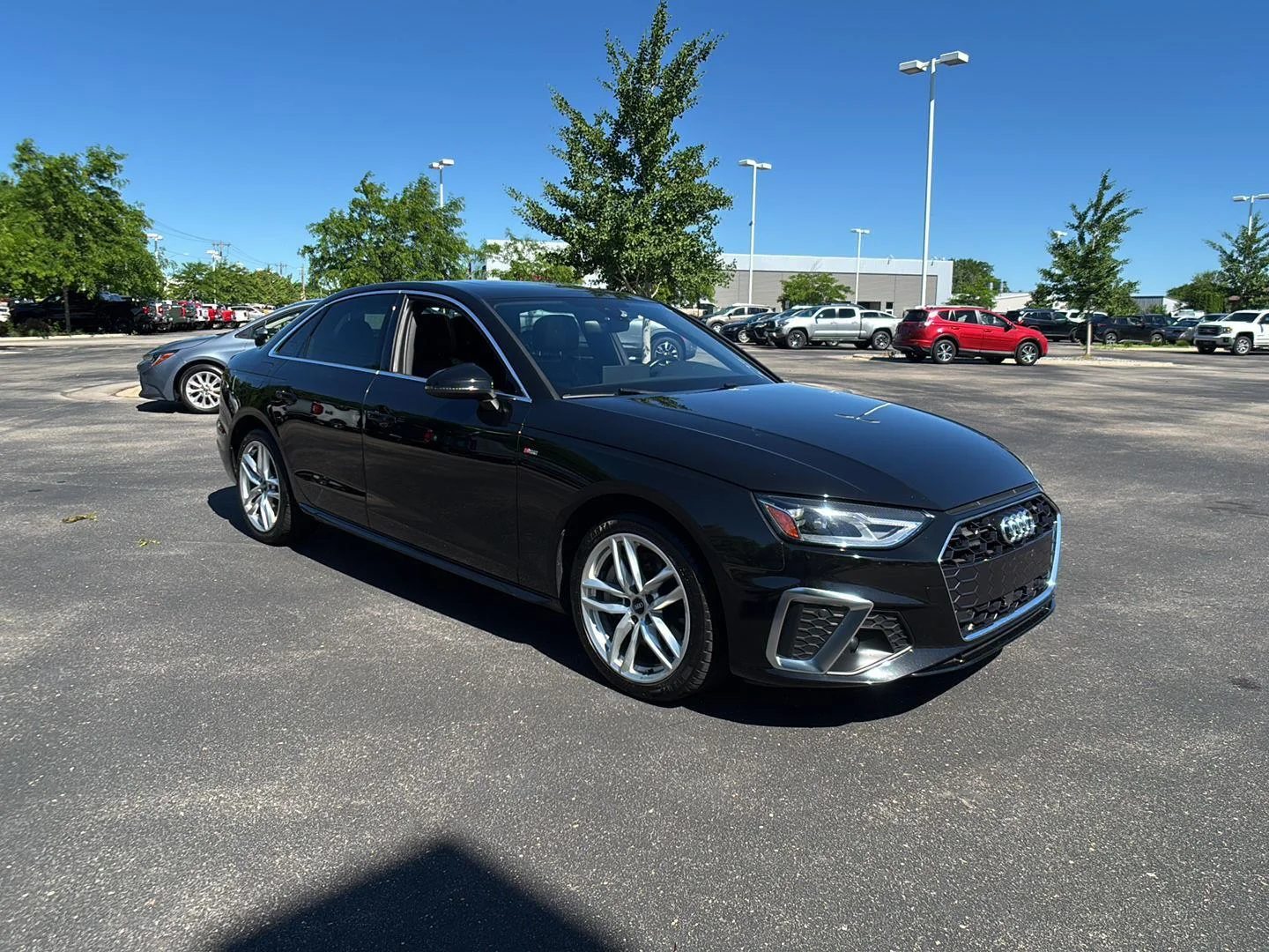 Used 2020 Mythos Black Metallic Audi Premium image 9