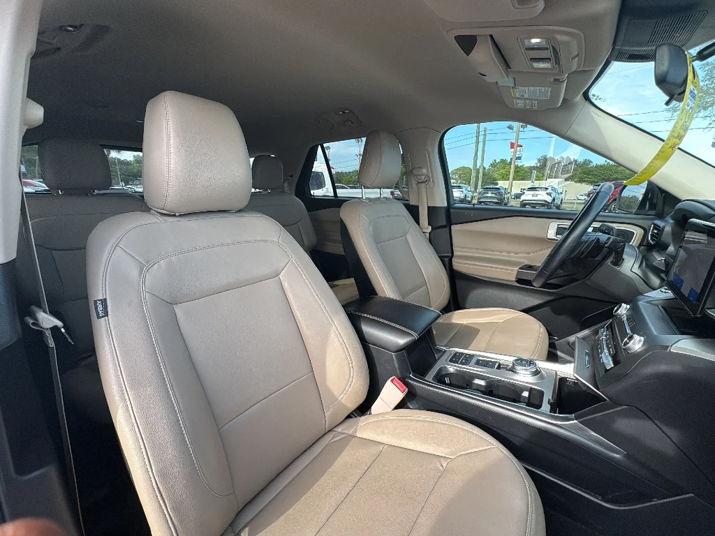 Used 2020 WHITE Ford XLT image 9