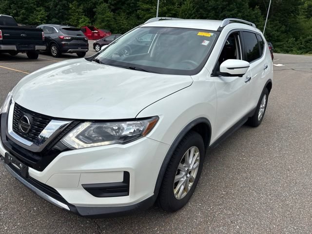 Used 2018 Pearl White Nissan SV image 3