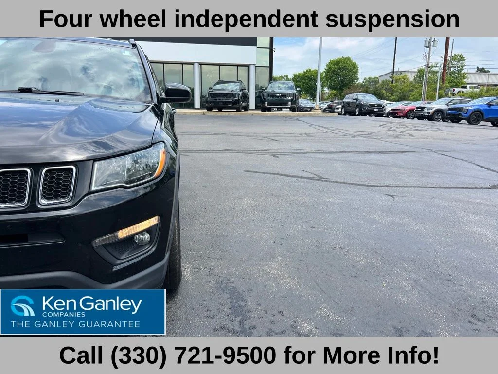 Used 2019 Black Jeep Latitude image 20