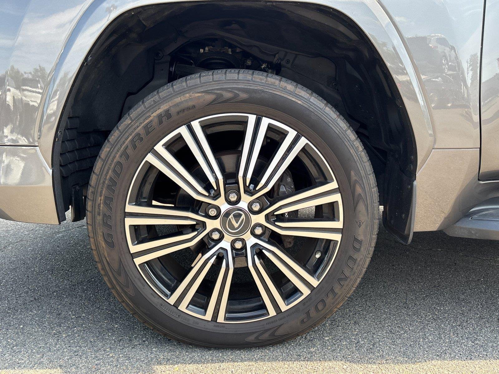Used 2023 Manganese Luster Lexus LX 600 Luxury image 10