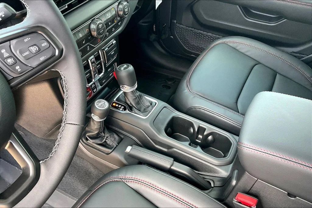 New 2026 Jeep Wrangler Rubicon X 4D Sport Utility