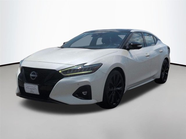 2023 Nissan Maxima SR