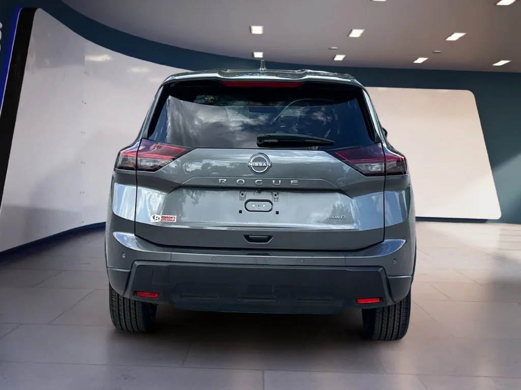 Used 2026 Gray Nissan SV image 4