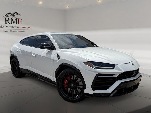 2022 Lamborghini Urus Base