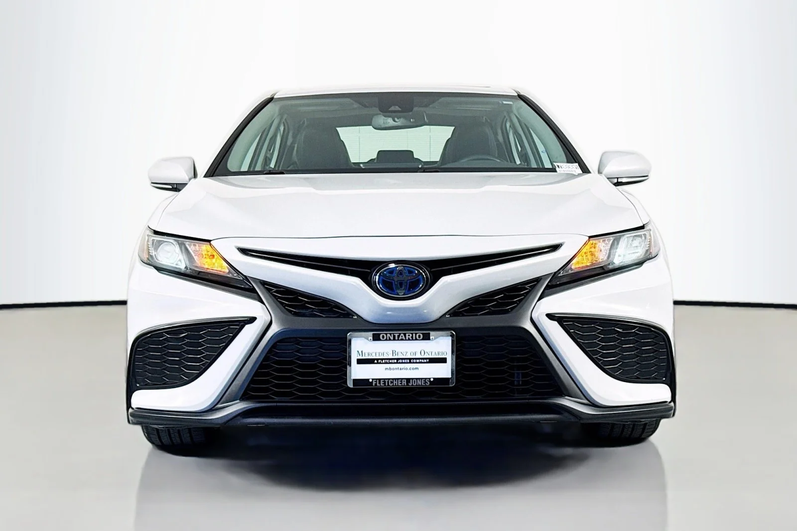 Used 2022 ASH GRAY Toyota Hybrid SE image 2
