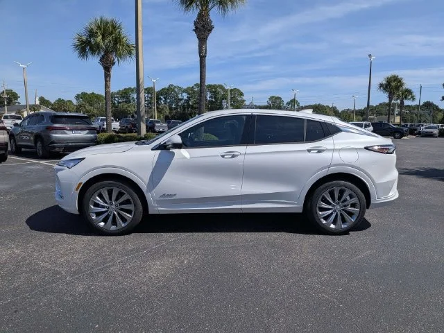 New 2026 WHITE FROST TRICOAT Buick Avenir image 6