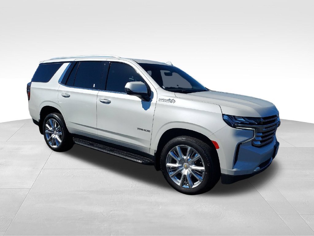 Used 2022 White Chevrolet High Country image 7