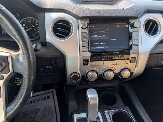 Used 2021 White Toyota SR5 image 17