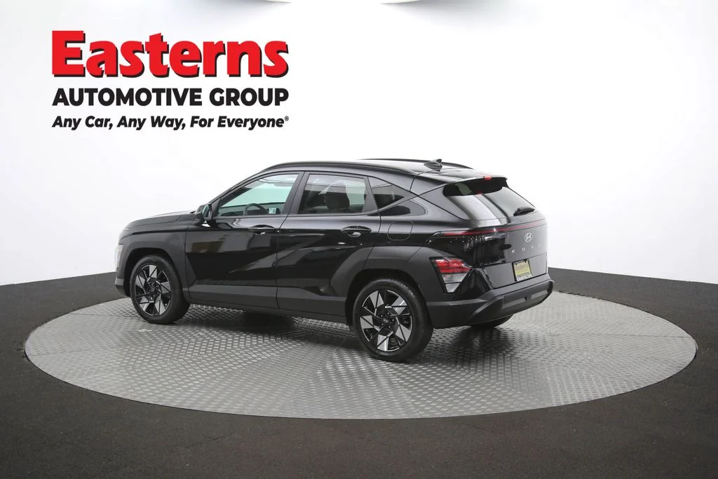 Used 2024 Black Hyundai SEL image 42