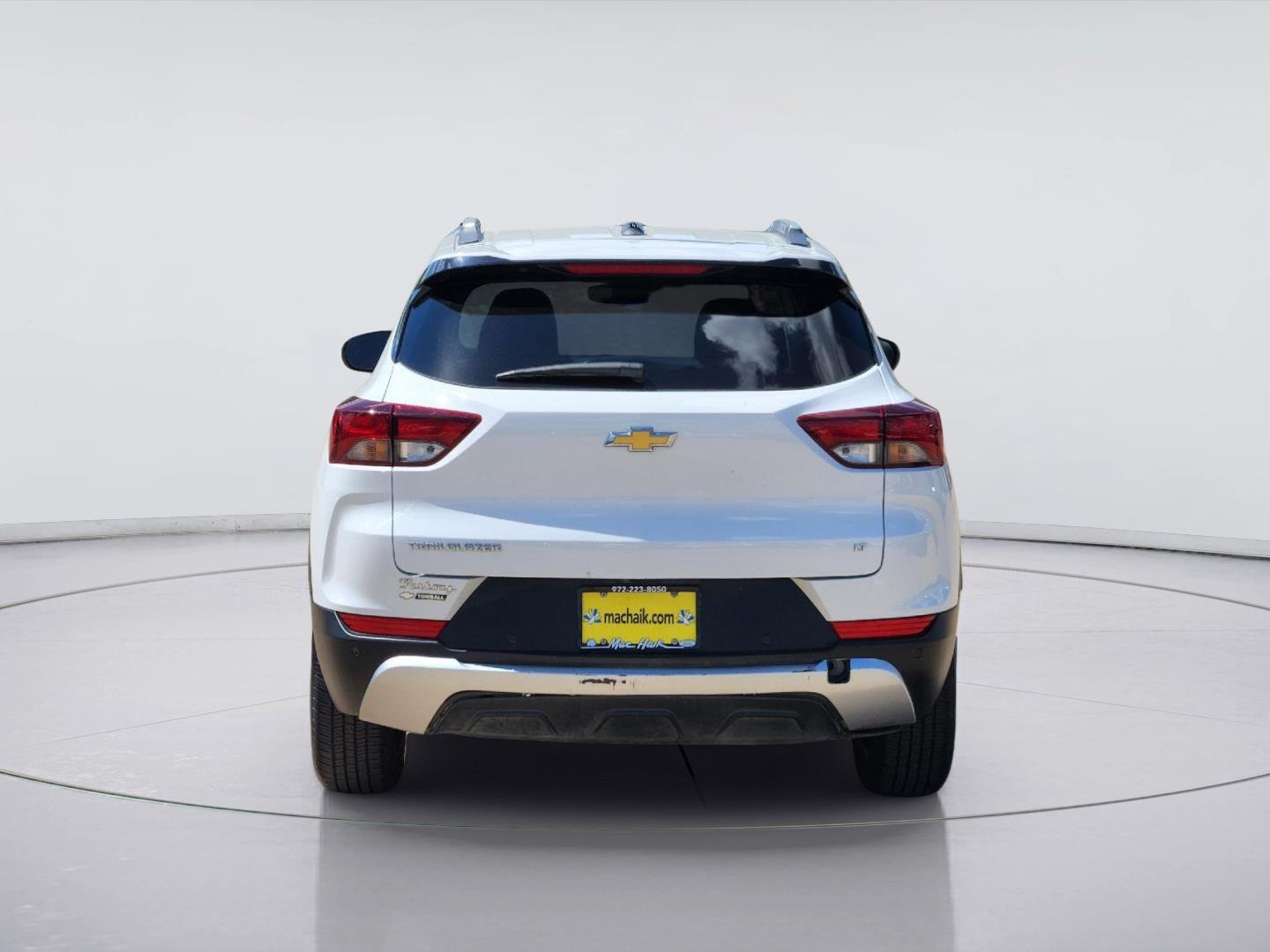 Used 2022 Summit White Chevrolet LT image 5