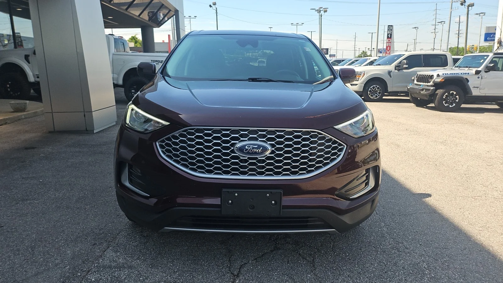 Used 2024 Red Ford 2024 FORD EDGE SEL 4DR SUV 112.2 WB AWD image 7